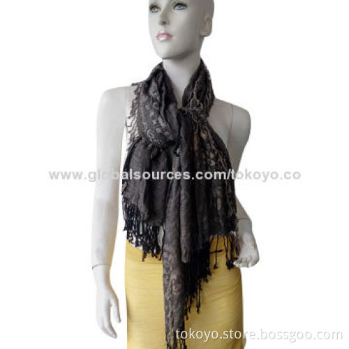 Woven scarf with all around tassels, yarn dyed, viscose and modal, sized 180*70+8cm tassels